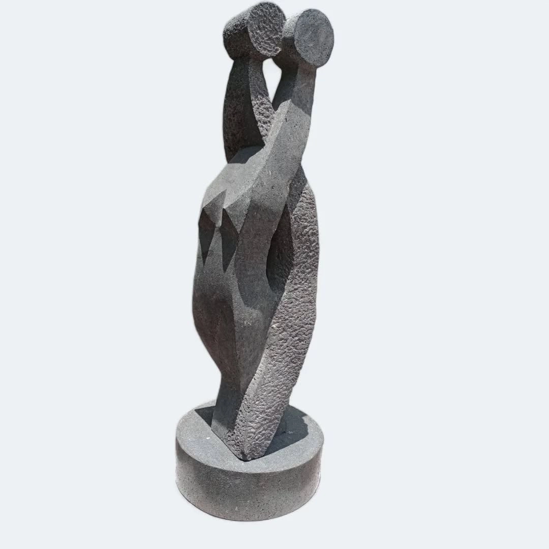 escultura — Nicanor Nequiz