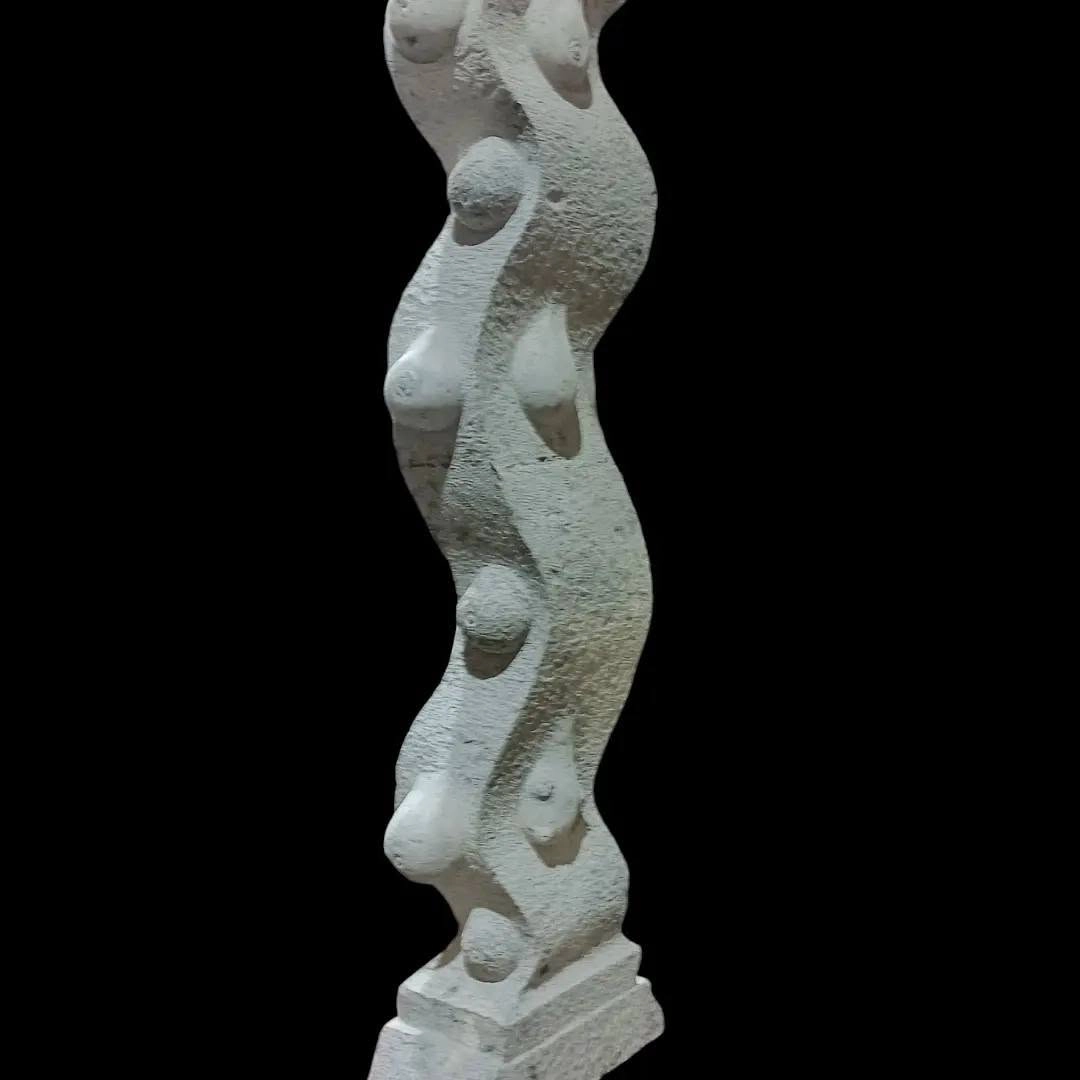 escultura — Nicanor Nequiz